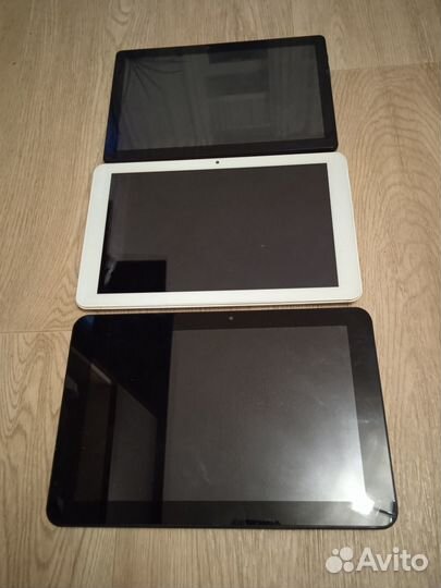 3 неисправных планшета (цена за все)