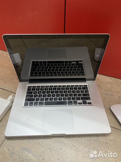 Apple MacBook Pro