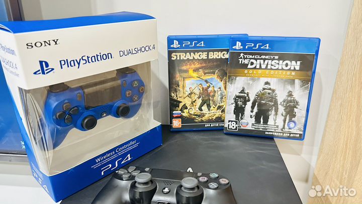 Sony playstation 4 pro 1 tb + 555 игр