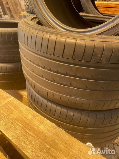 Yokohama Advan Sport V107 295/35 R21