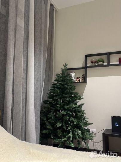 Елка искусственная красивая