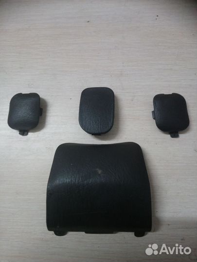 Заглушка Nissan Cube