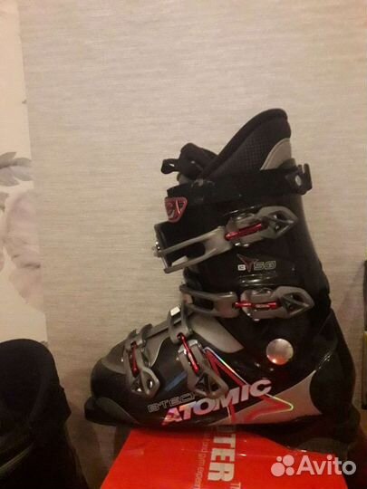 Горнолыжные ботинки