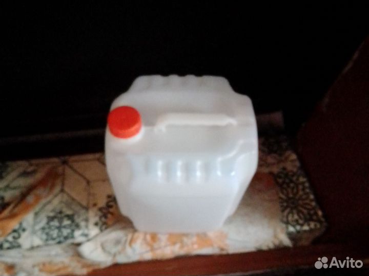 Канистра пластиковая