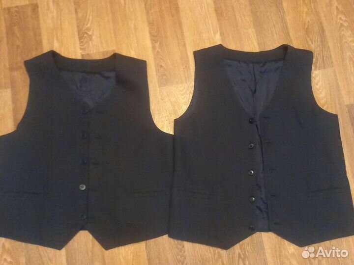 2 жилетки синие Peplos на мальчика