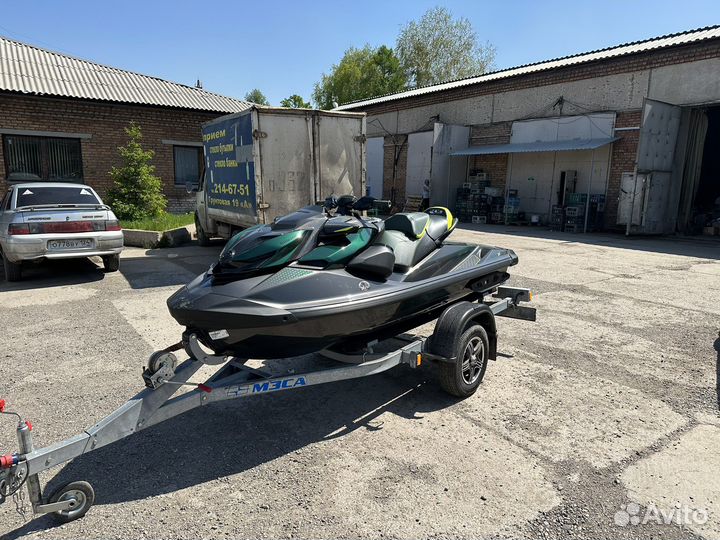 BRP RXP 300 apex