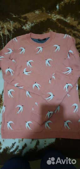 Свитер женский