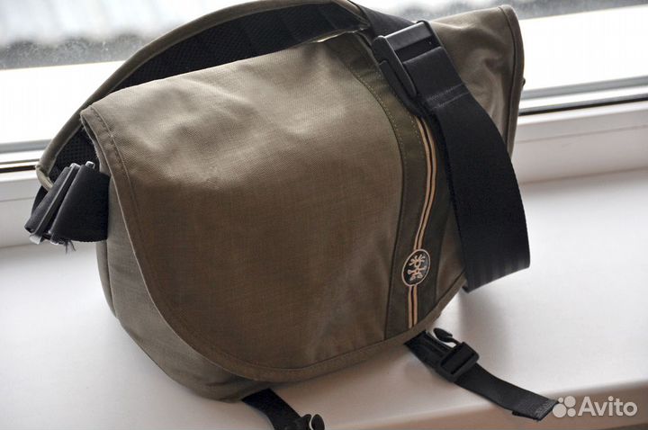 Crumpler Messenger 4000 - для зеркалки
