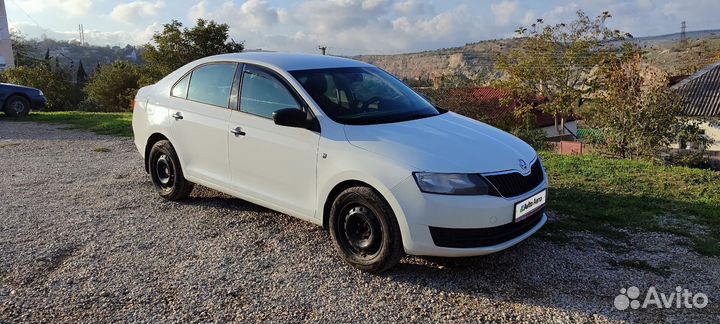 Skoda Rapid 1.6 AT, 2016, 229 000 км