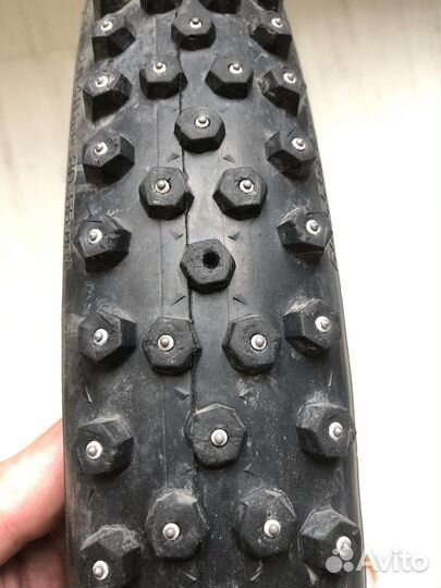 Зимняя велопокрышка Schwalbe Ice spiker pro