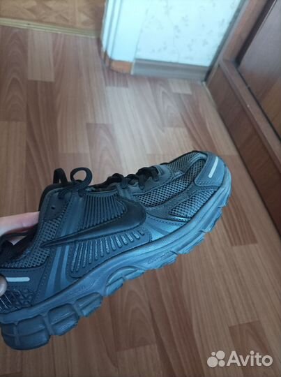 Кроссовки мужские nike vomero 5, 42 размер