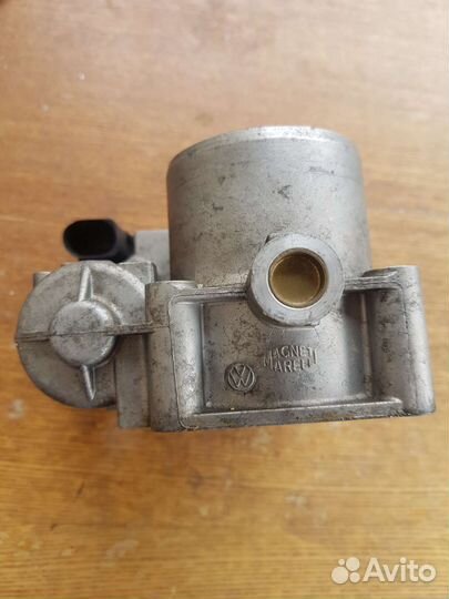 Продам дросельную заслонку volkswagen