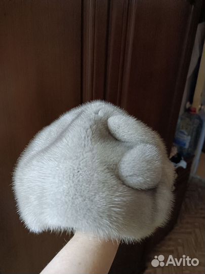 Шапка женская норковая новая 56-57