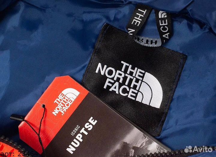 Оранжевая жилетка The North Face