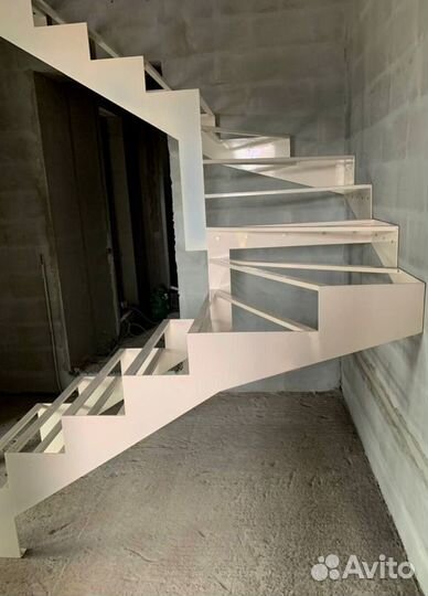 Облицовка ступеней породами дерева