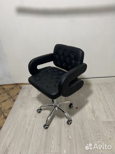 Парикмахерский стул