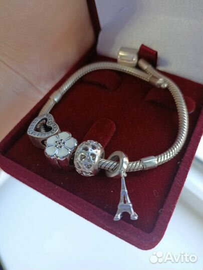 Украшение шарм