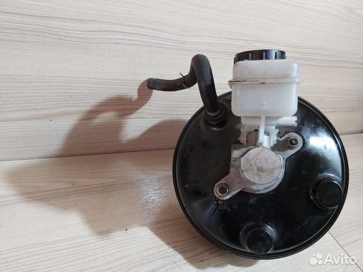 Усилитель тормозов вакуумный Infiniti EX35/QX50