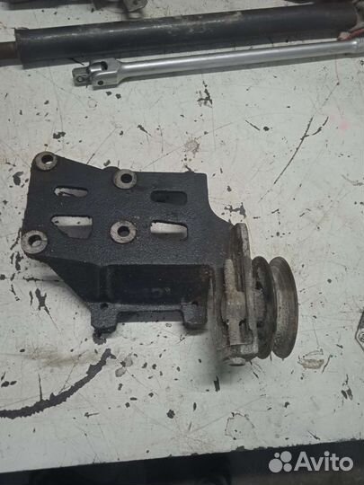 Кронштейн компрессора кондиционера Daewoo Nexia