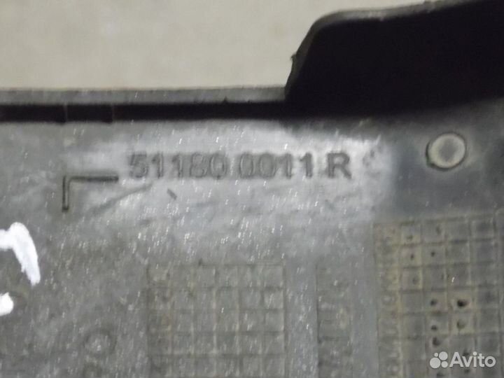 Заглушка переднего бампера Рено Флюенс