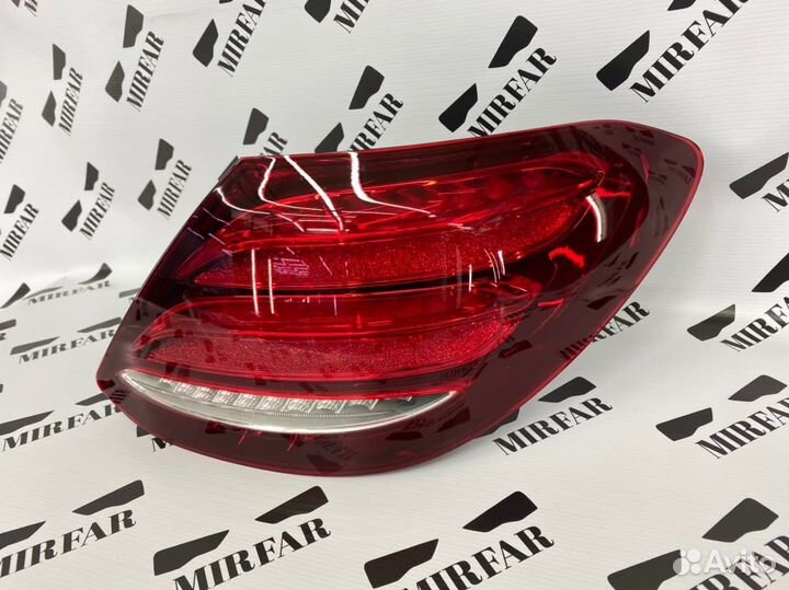 Задний правый фонарь Mercedes Benz E klasse w213