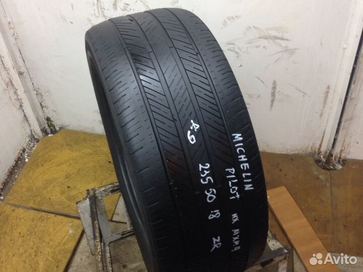 Michelin Pilot HX MXM4 235/50 R18