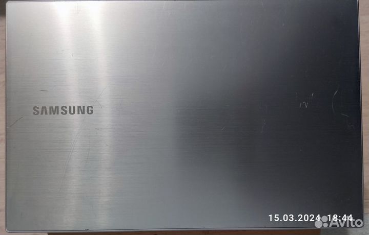 Samsung 15,6