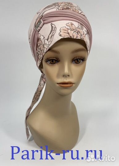 Женская летняя шапка из льна 