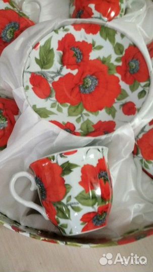 Сервиз чайный, маслёнка, блюдо