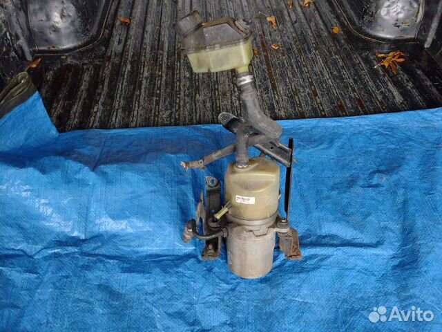 Усилитель руля Volvo S40 2, V50, C30