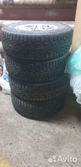 Nokian Tyres Hakkapeliitta 4 235/70 R16