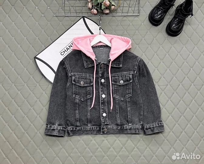 Джинсовая куртка для девочки с Сердцем 110-134