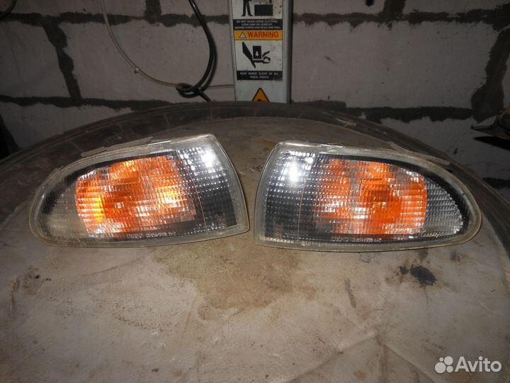 Поворотники Мицубиси Галант Е5