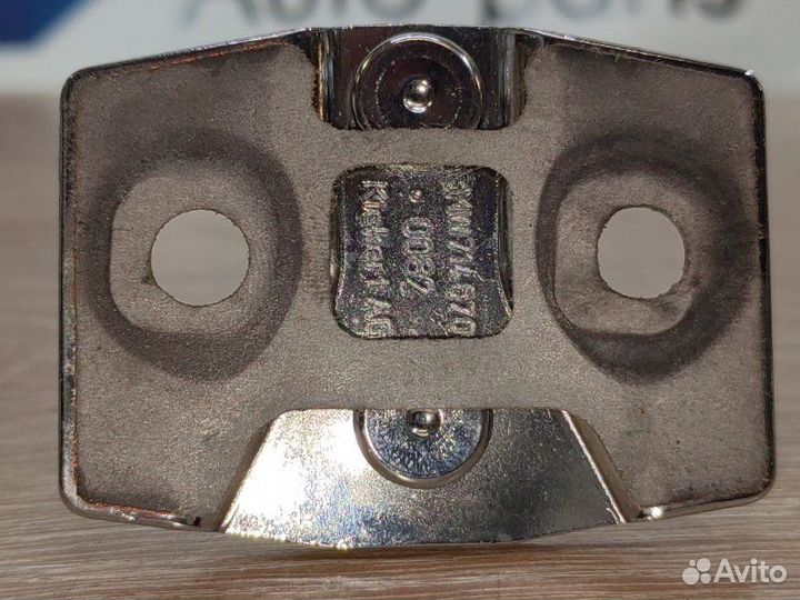 Скоба замка Bmw X5 E70 N52B30AF 2008