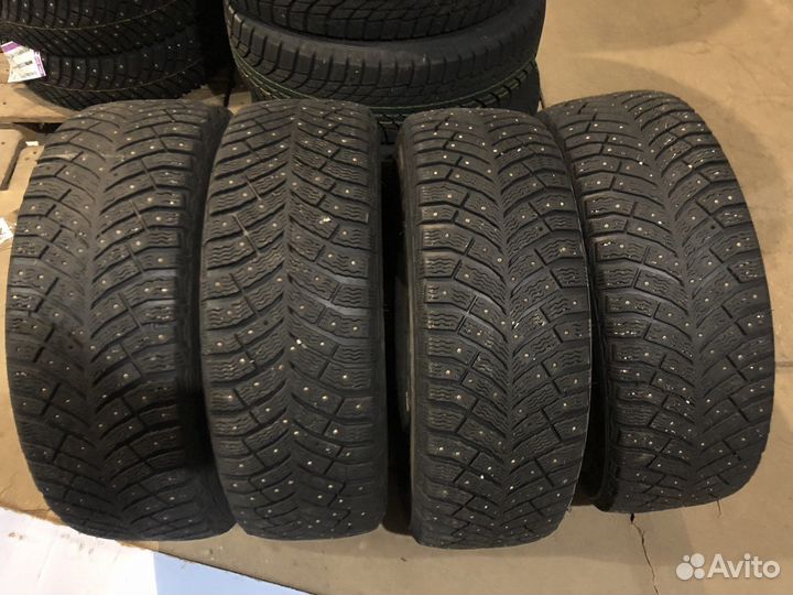Michelin X-Ice North 4 215/60 R16 99T