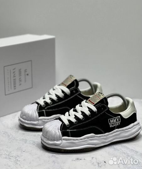 Maison Mihara Yasuhiro Blakey Low Black