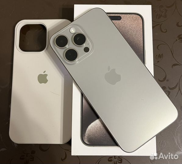 iPhone 15 Pro Max, 256 ГБ