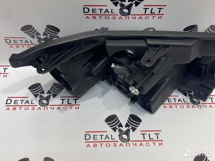 Корпус фары Веста левый