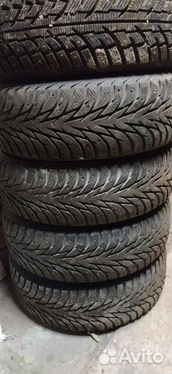 Yokohama IceGuard Stud IG65 215/60 R17 100T