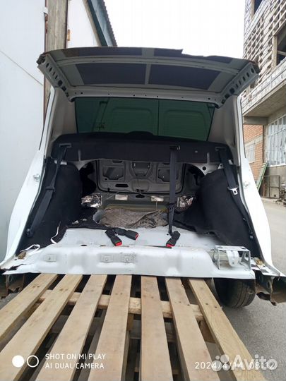 Крышка багажника LADA granta