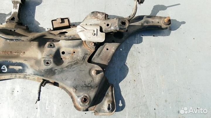 Балка передняя/подрамник Kia Rio