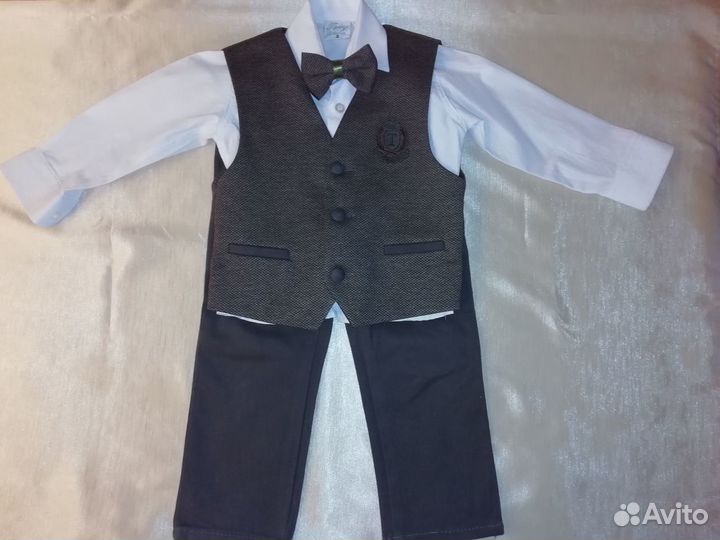 Костюм тройка на мальчика, рост 92