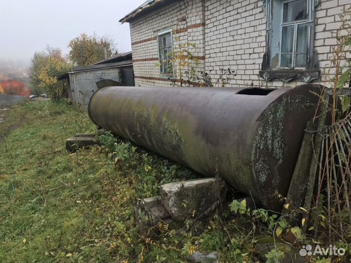 Емкость для воды. Труба