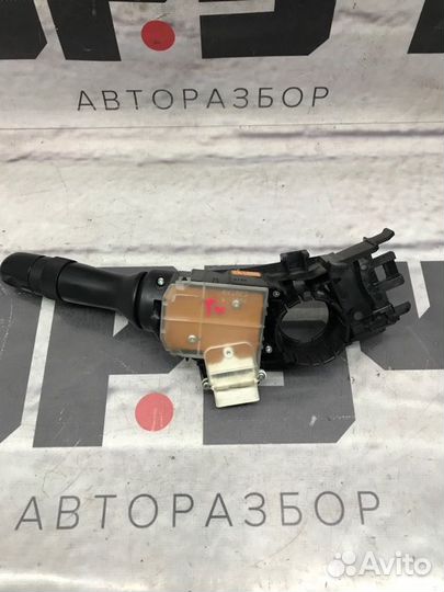 Подрулевой переключатель света Toyota Harrier