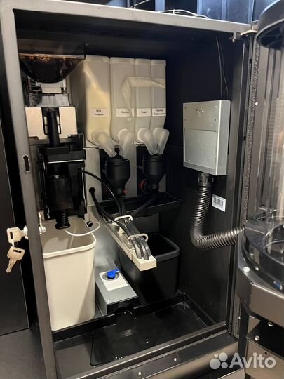 Кофейный автомат для бизнеса вендинг Jetinno