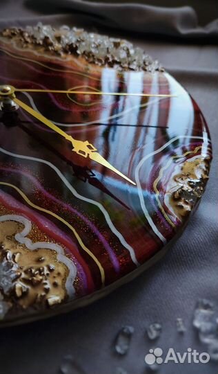 Часы настенные из эпоксидной смолы