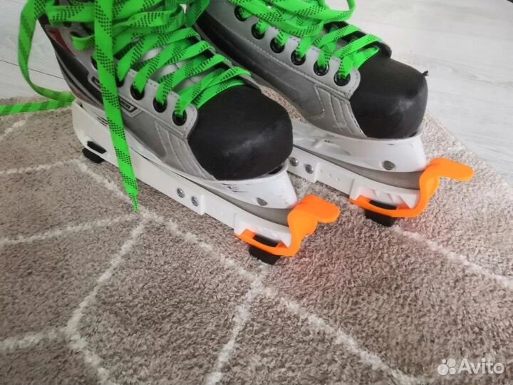 Защелка на чехол для коньков CCM easy step