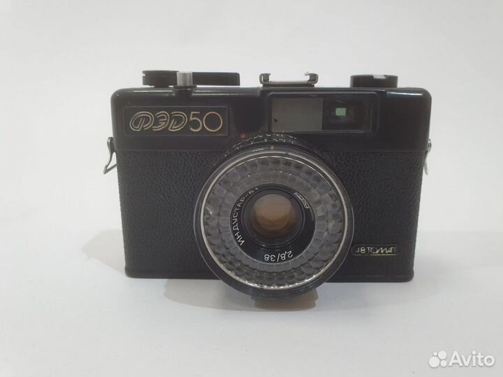 Советский фотоаппарат фэд-50 и фотовспышка сэф-3м