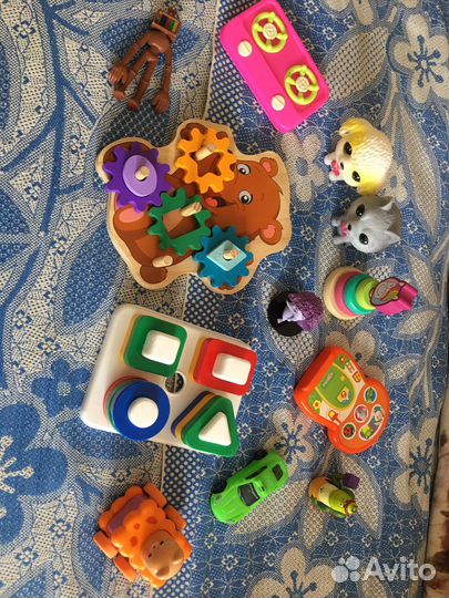 Отдам даром бесплатно детские вещи