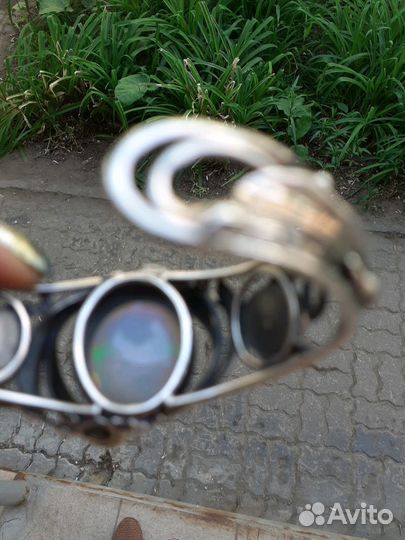 Серебряный браслет с опалом